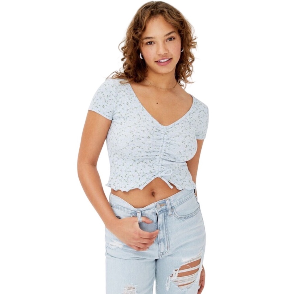 Aeropostale Blue Floral Ruched Front Lettuce Hem Crop Top Size M Y2K Cottagecore